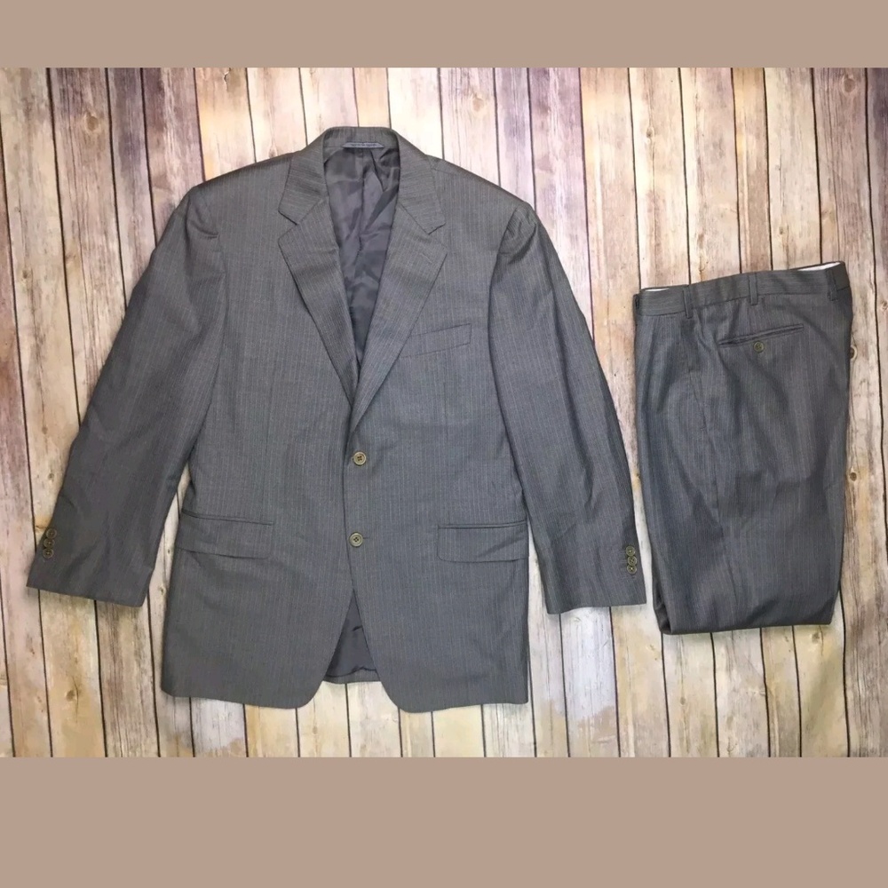 Canali Tessuto lux wool pinstripe suit